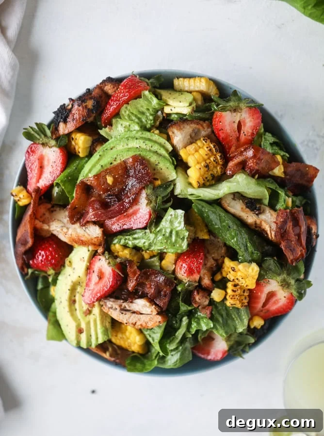 chipotle chicken cobb salad I howsweeteats.com #chipotle #chicken #cobb #salad #bacon #avocado