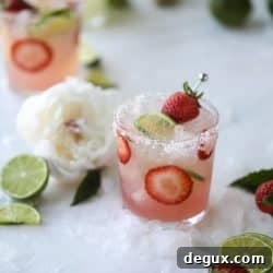 Smoked Strawberry Mezcal Margarita Recipe: Smoky Fruit Cocktail 7 img 54627 7