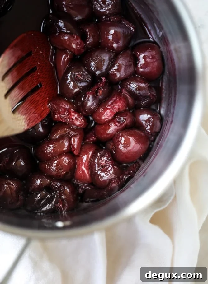 fresh cherry lime vodka sodas I howsweeteats.com #cherry #lime #vodka #soda #cocktails #summer