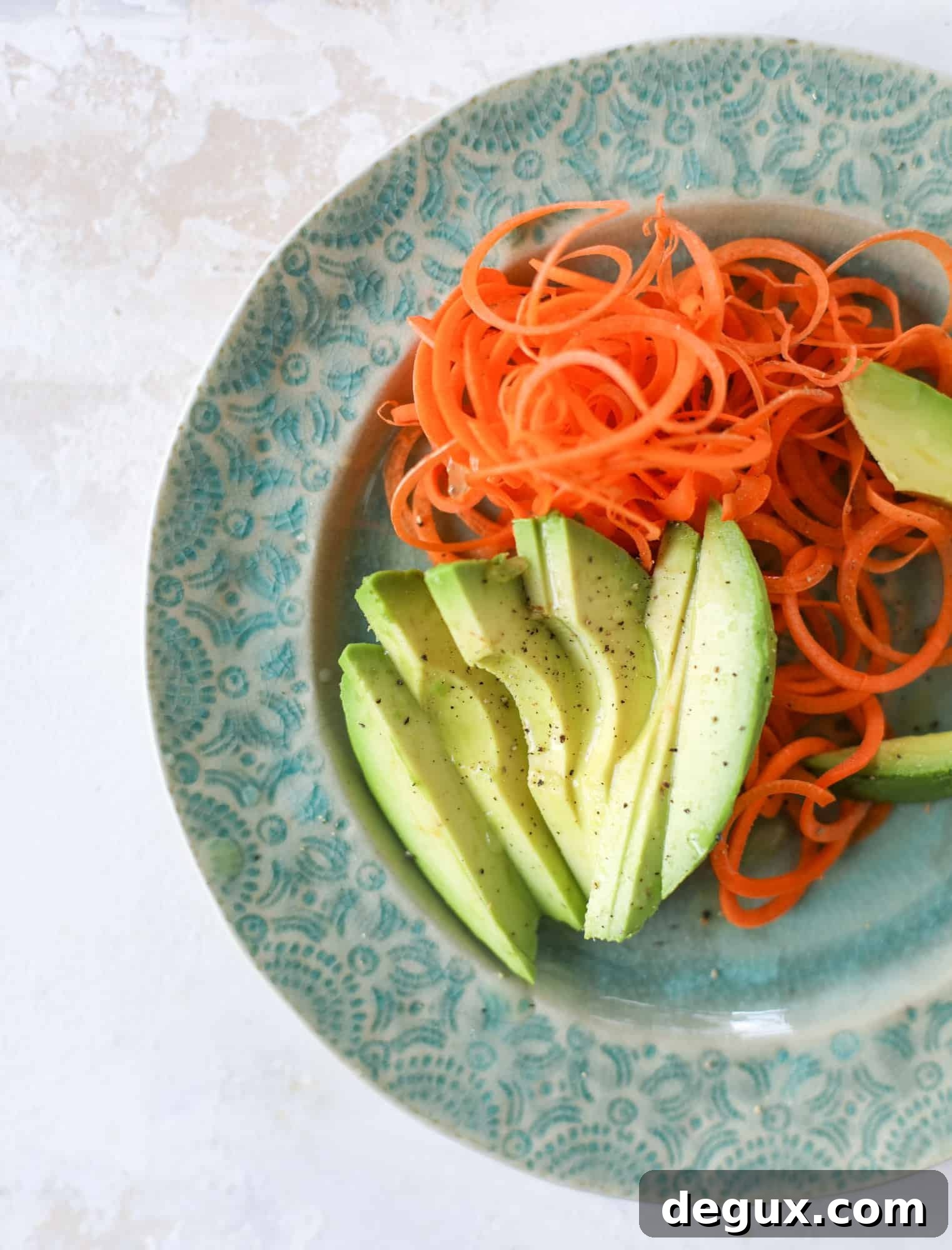 20-Minute Thai Avocado Salad with Zesty Lime Dressing 4 This thai avocado salad is loaded with mango, red pepper, carrots, green onions and drizzled with a peanut butter vinaigrette. It's an amazing side salad or a fabulous dinner salad - add on chickpeas or shrimp or chicken if you wish! I howsweeteats.com #thai #avocado #salad #peanutbutter #mango #lime