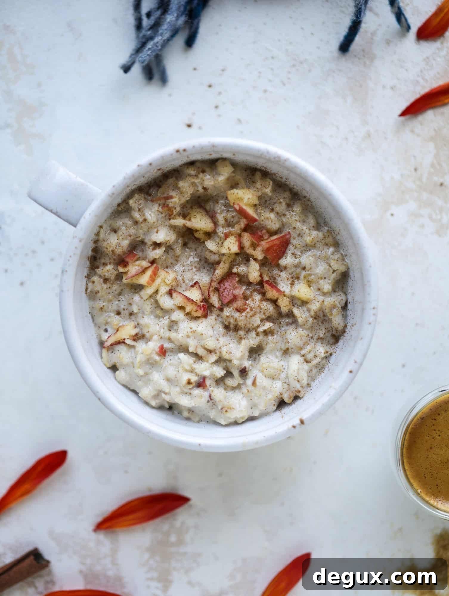 Apple Cinnamon Oatmeal Latte Recipe: Cozy Fall Coffee Drink 5 This oatmeal latte recipe is the best of both worlds! Creamy, dreamy apple cinnamon oatmeal combined with freshly brewed espresso makes for the best breakfast every. Satisfying and caffeinating! I howsweeteats.com #oatmeal #latte #apple #cinnamon #breakfast #coffee