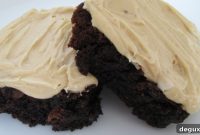 Peanut Butter Fudge Brownies Recipe — Rich, Gooey Chocolate Treat