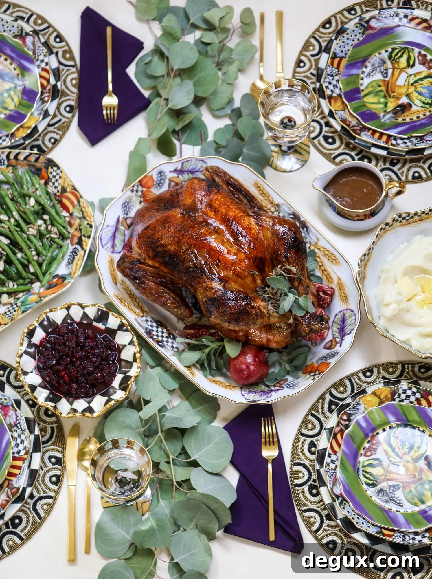 This cranberry chutney is not your traditional Thanksgiving side dish! Chipotle peppers and adobo sauce give this cranberry chutney a little kick - a touch of heat that works so well with the sweet. As a side or spread on sandwiches, it's perfect for the holidays! I howsweeteats.com #cranberry #chutney