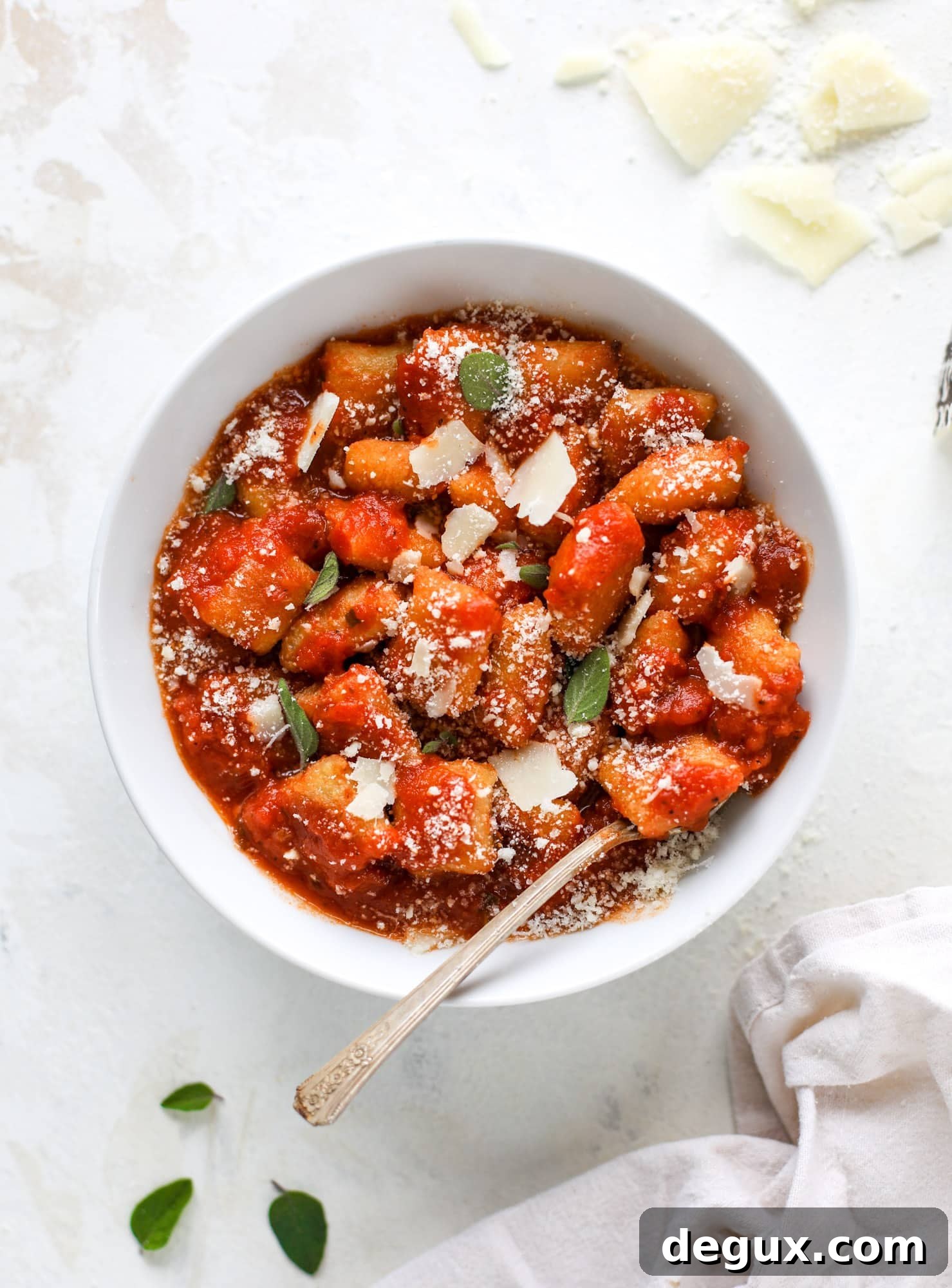 Cauliflower Gnocchi Recipe (Step-by-Step Video) 11 Homemade cauliflower gnocchi that tastes just like the Trader Joe's version! It's made with cauliflower, comes together fast and is super easy! I howsweeteats.com #cauliflower #gnocchi