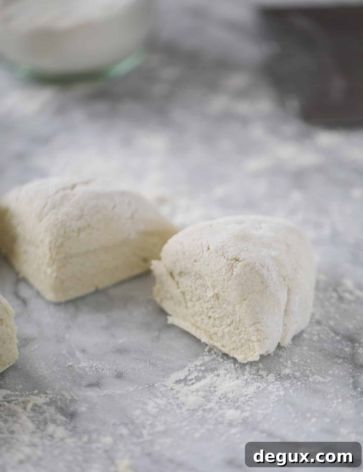 Cauliflower Gnocchi Recipe (Step-by-Step Video) 4 Homemade cauliflower gnocchi that tastes just like the Trader Joe's version! It's made with cauliflower, comes together fast and is super easy! I howsweeteats.com #cauliflower #gnocchi