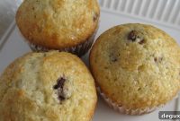 Irresistible Chocolate Chip Muffins Recipe for Moist, Fluffy Bites