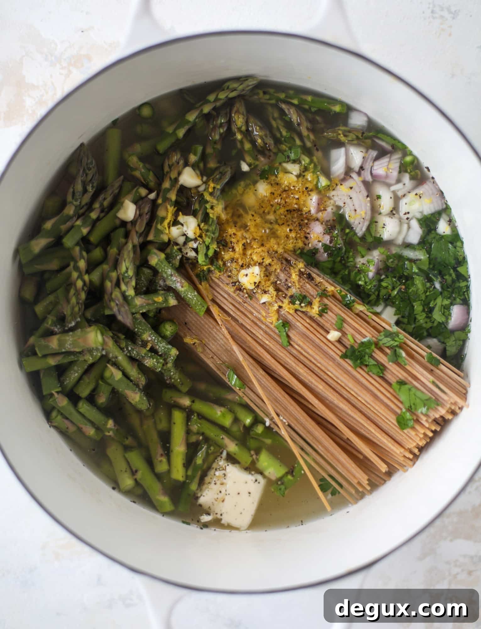 One-Pot Asparagus and Mascarpone Pasta Recipe 3 img 59671 2