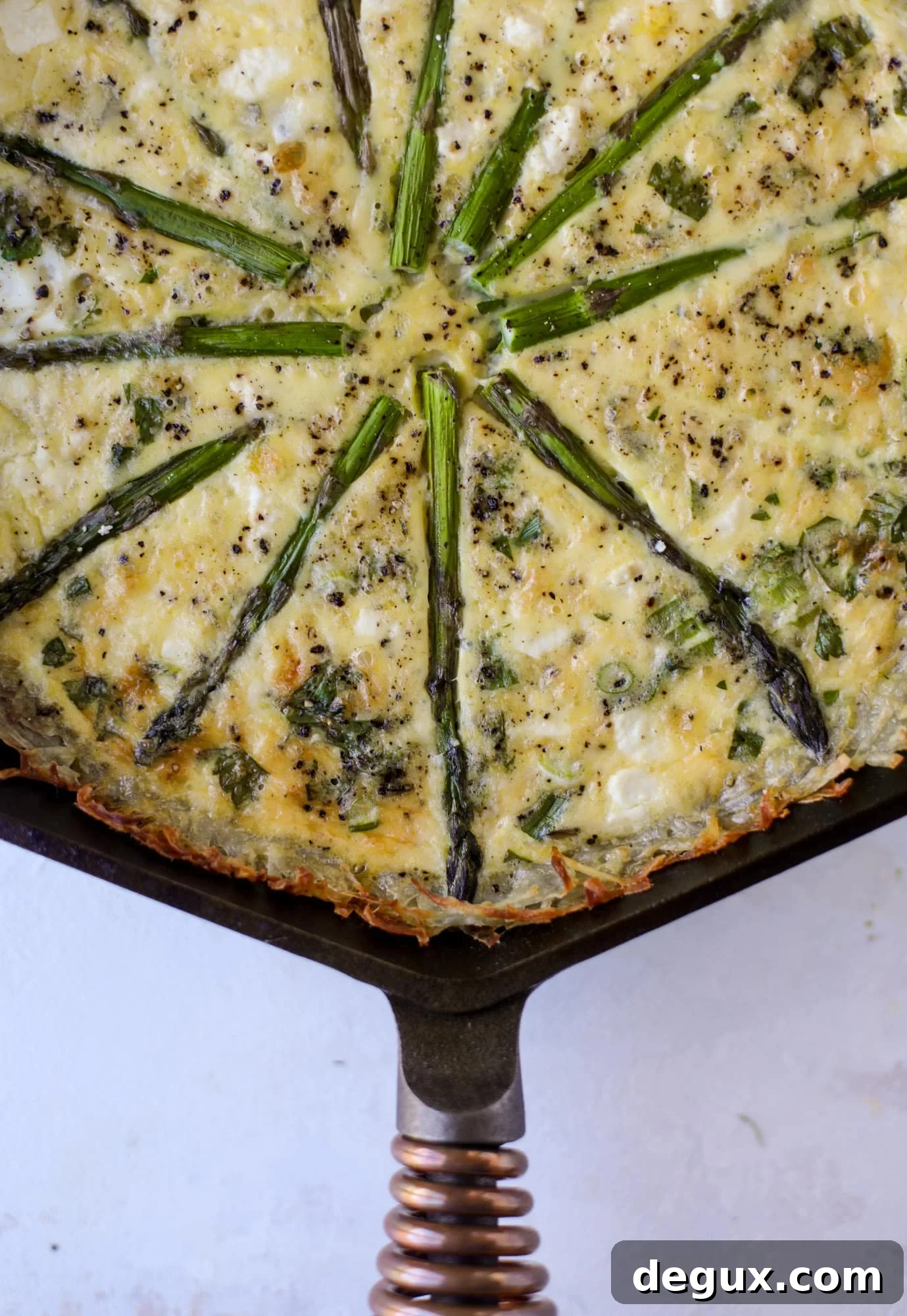 asparagus quiche with hash brown crust