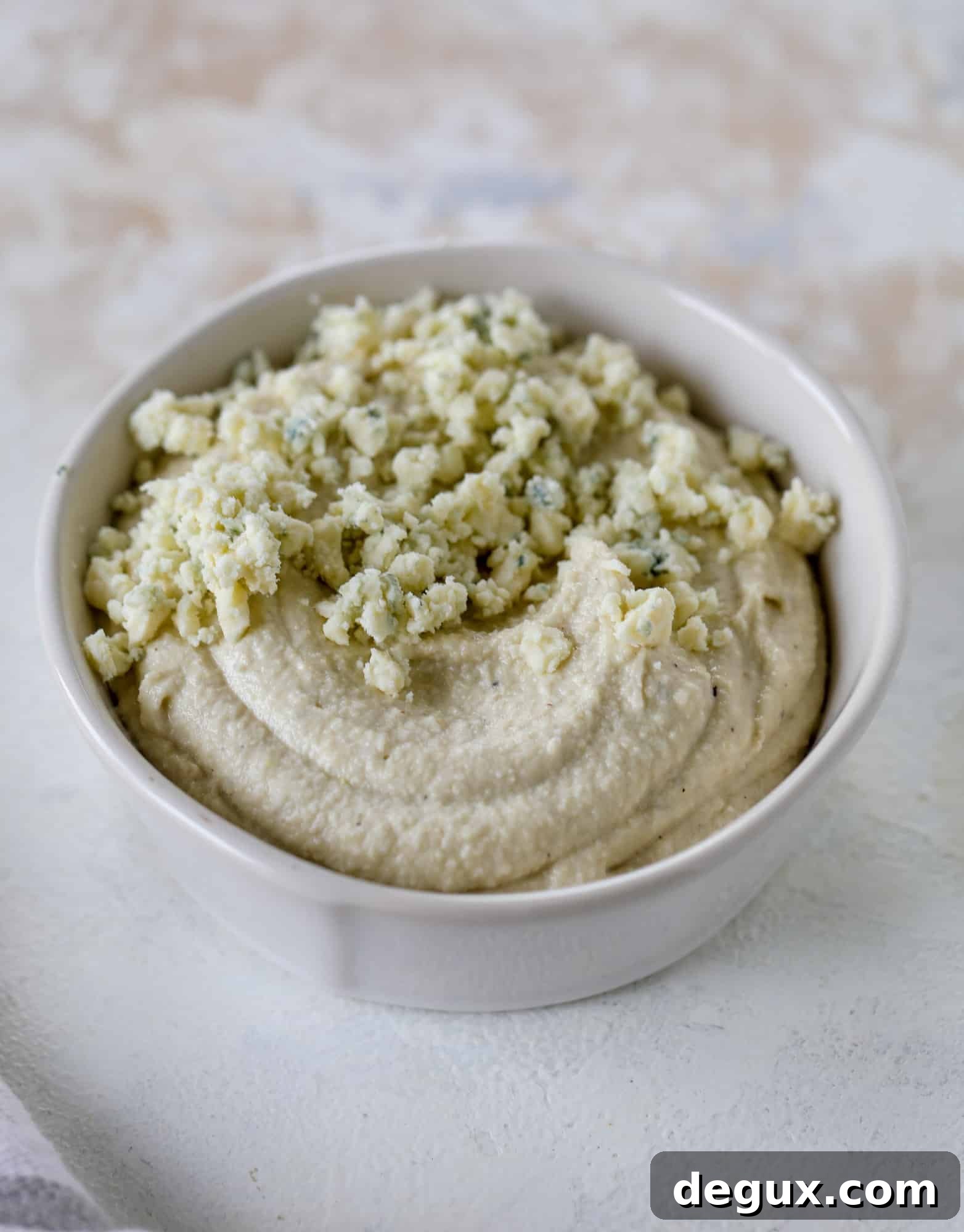 Creamy Cashew Blue Cheese Dip Recipe: Luscious Vegan Spread 4 cashew blue cheese dip