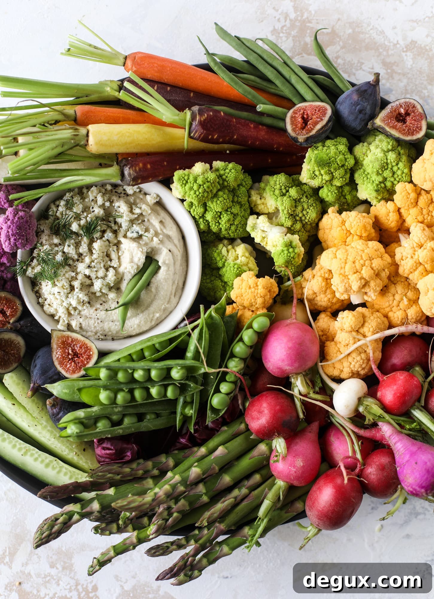 Creamy Cashew Blue Cheese Dip Recipe for Parties and Snacks 9 This creamy cashew blue cheese dip is a fantastic snack or appetizer! Grab some veggies, crackers and chips and get your dip on. I howsweeteats.com #bluecheese #dip