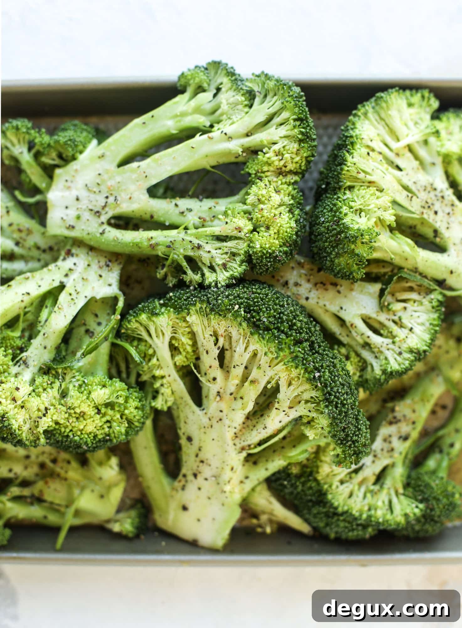 raw broccoli 