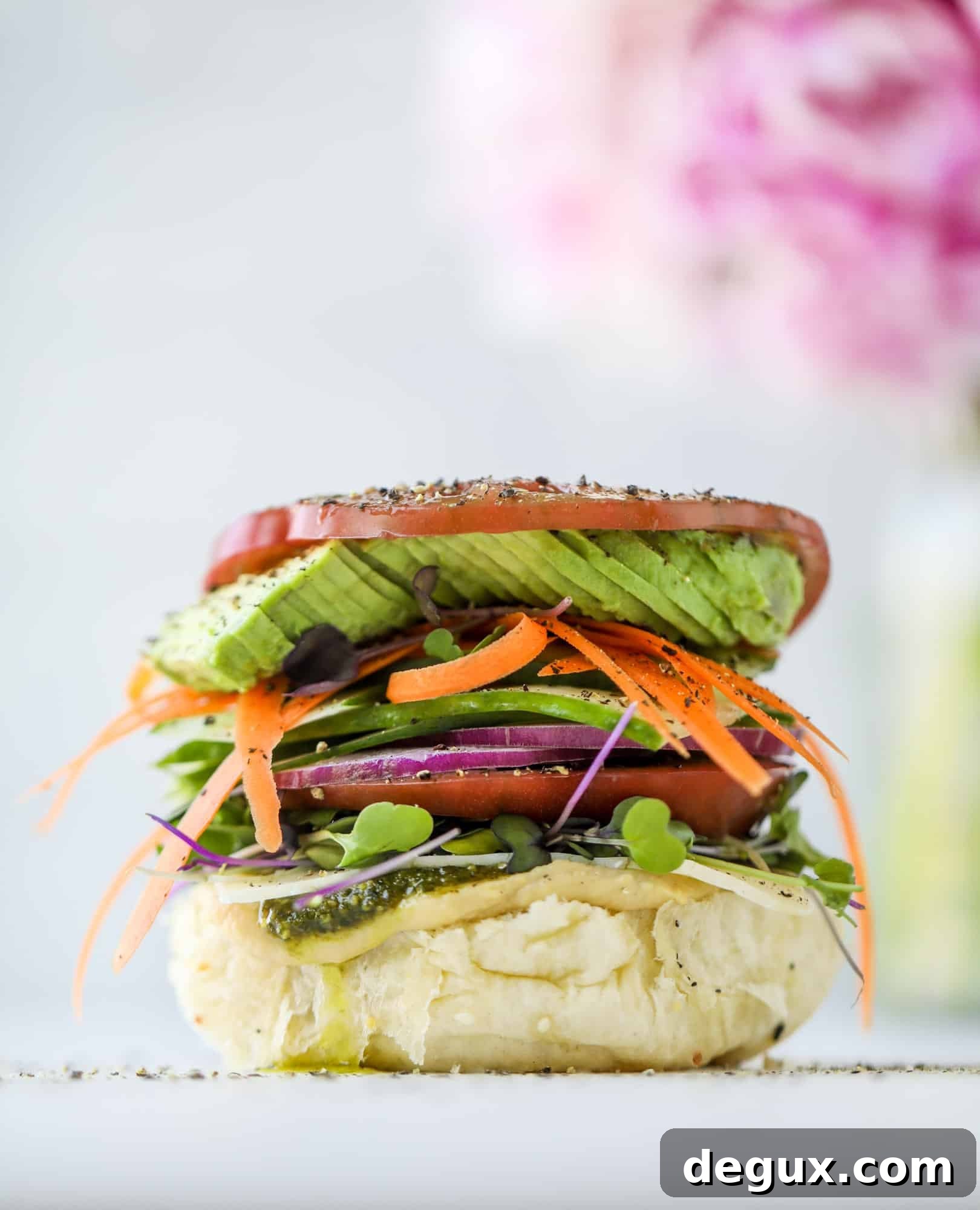 Loaded Hummus and Havarti Veggie Sandwich Recipe 6 This summer veggie sandwich is full of creamy hummus, fresh pesto and havarti cheese along with tons of sliced, fresh vegetables. Best lunch ever!