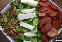 Marinated Strawberry and Fresh Mozzarella Salad with Basil Vinaigrette