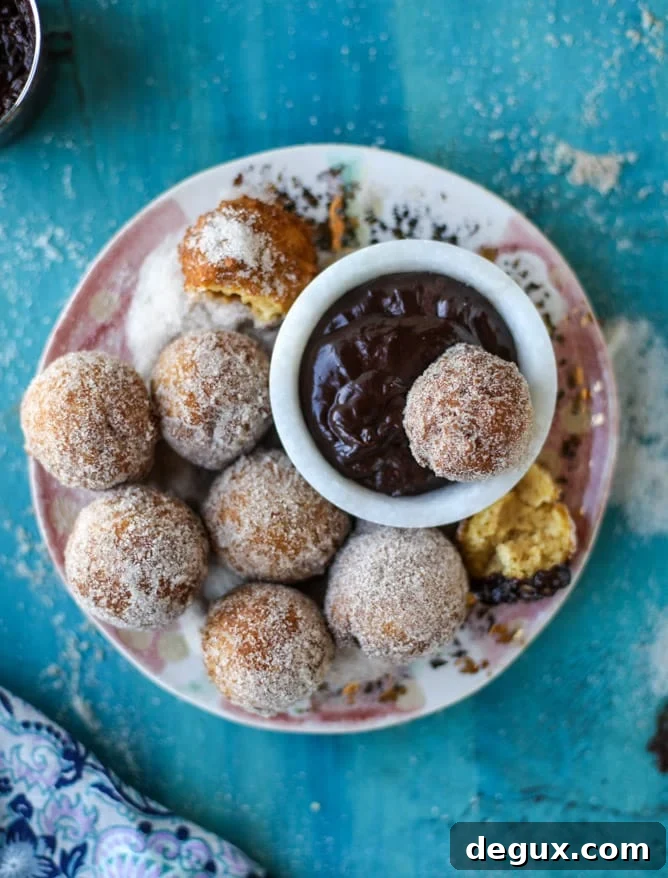 Here are a few of my all-time favorite fall recipes - pumpkin and apple cider and sangria oh my! Lots of breakfast, dinner, dessert and cocktails here!
