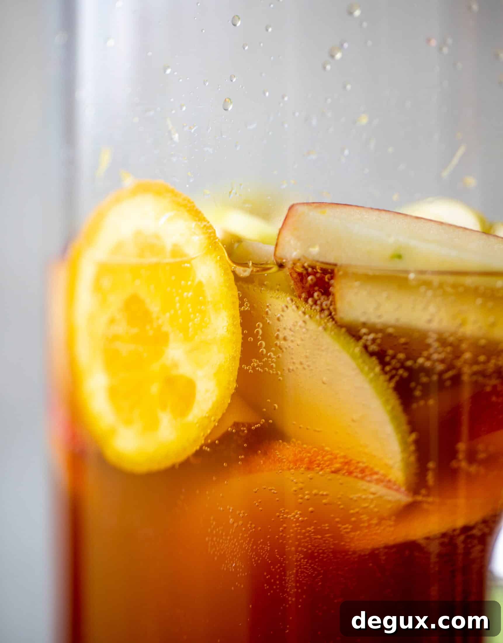 This apple cider punch recipe has tons of fall flavor! Apple cider, aperol, pomegranate soda and prosecco come together to create a bubbly treat!