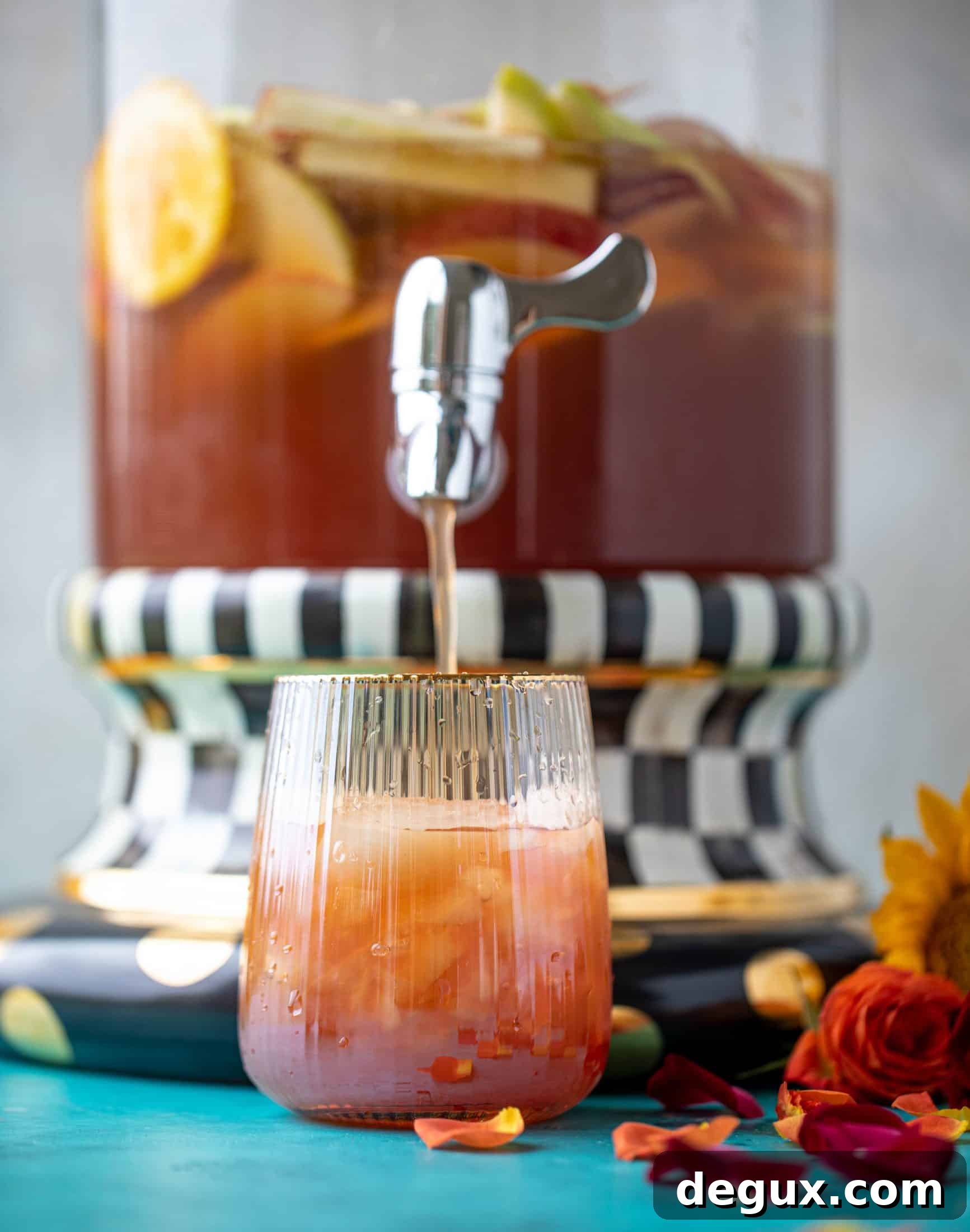 This apple cider punch recipe has tons of fall flavor! Apple cider, aperol, pomegranate soda and prosecco come together to create a bubbly treat!