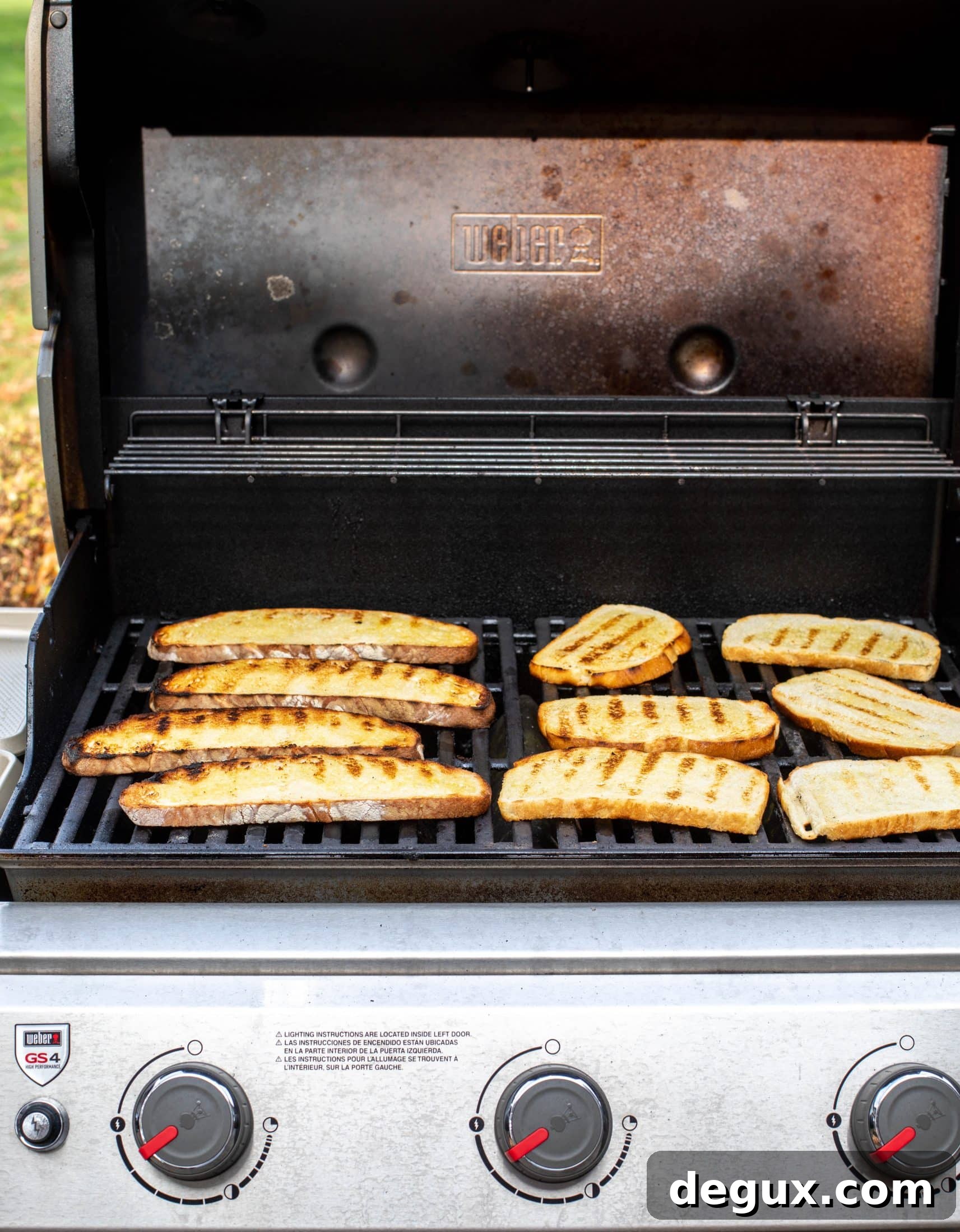 bread on the grill 