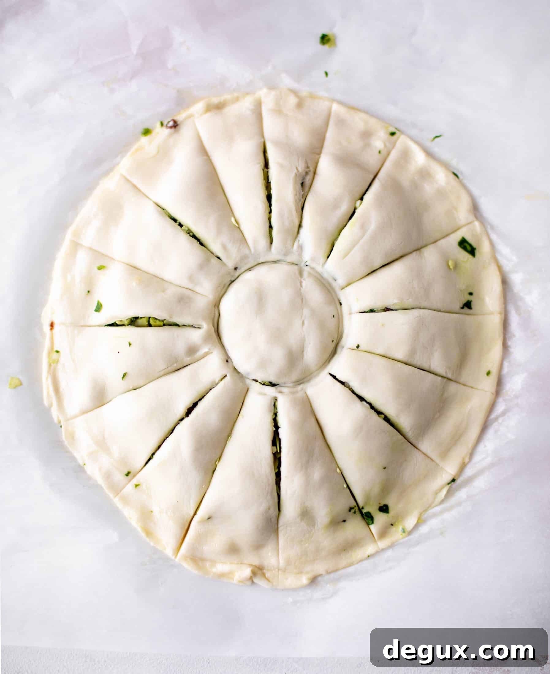 puff pastry filled with spinach artichoke