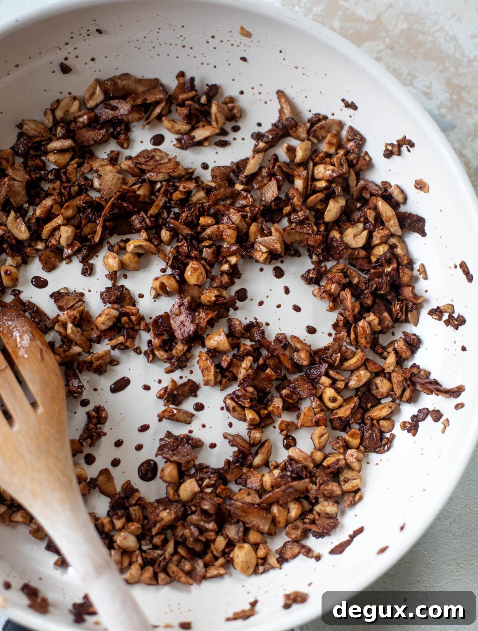 5 minute grain free chocolate granola