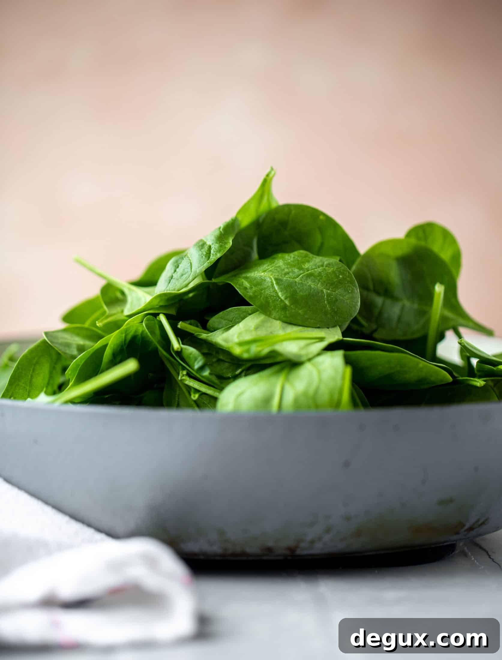 fresh baby spinach