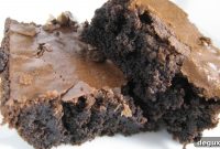 Ultimate Triple-Chocolate Brownie Recipe for Decadent Indulgence