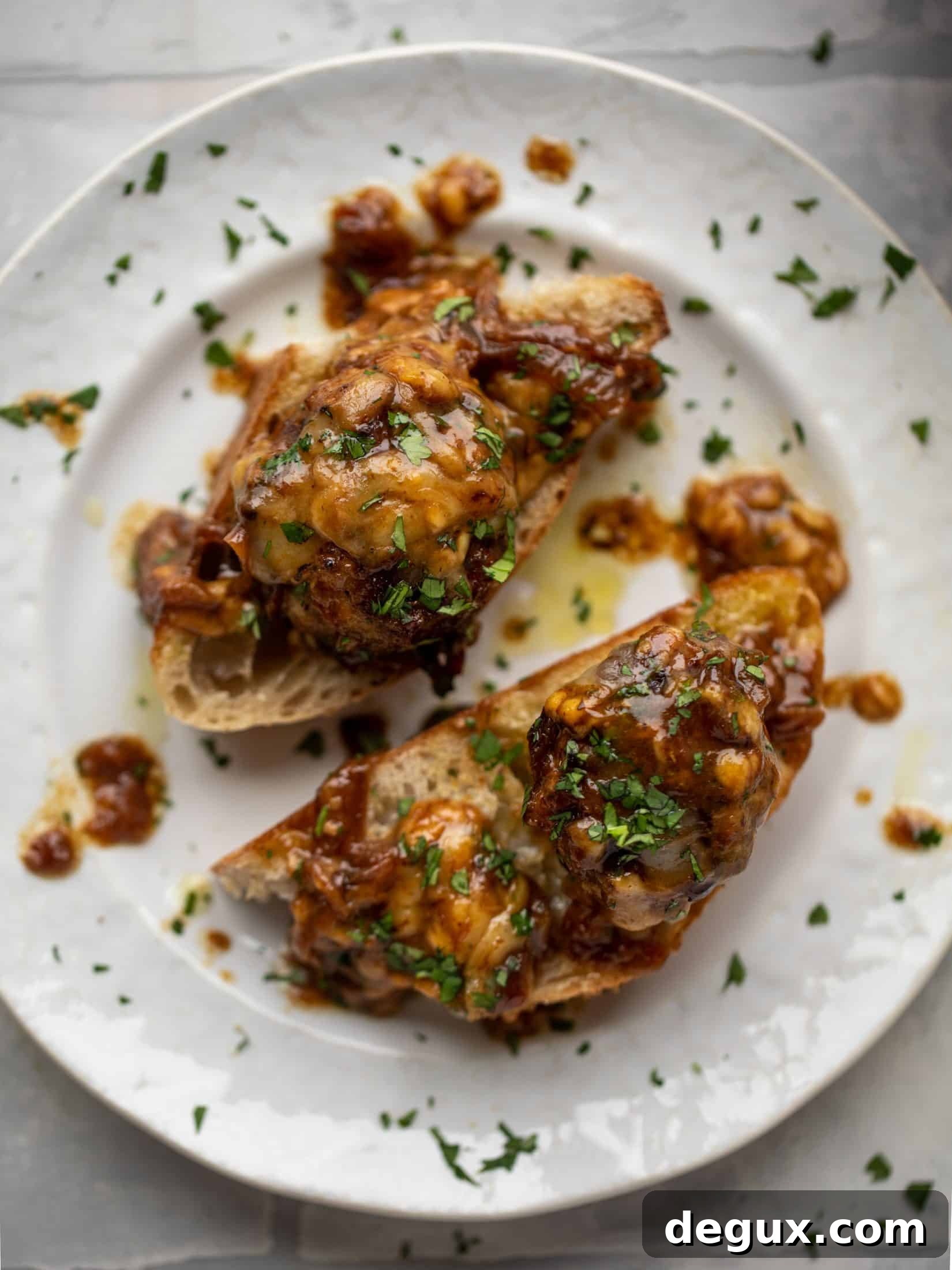 Weekend French Onion Meatballs: Savory Comfort Recipe 2 These french onion meatballs are super delicious! All the flavors of french onion soup made into juicy meatballs. Cheesy, saucy goodness!