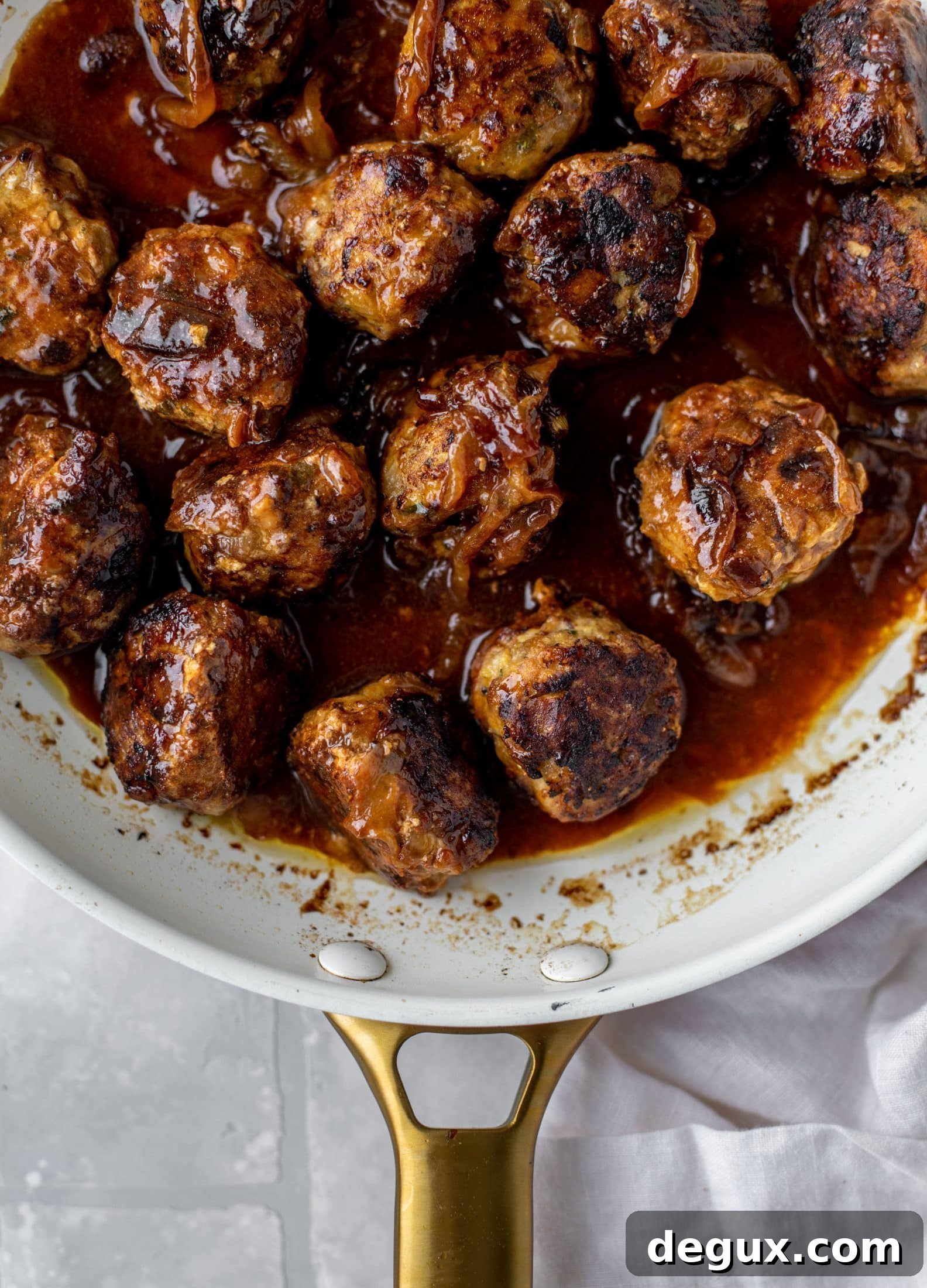 Weekend French Onion Meatballs: Savory Comfort Recipe 3 These french onion meatballs are super delicious! All the flavors of french onion soup made into juicy meatballs. Cheesy, saucy goodness!