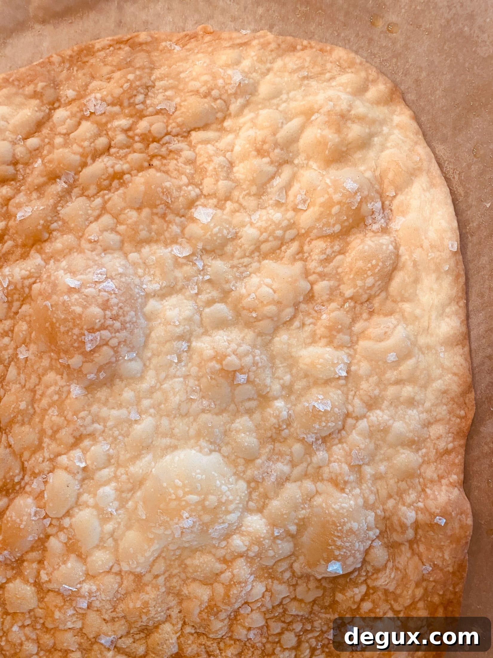 These sourdough crackers are made with sourdough starter discard and super easy! Use your favorite seasonings or spices to make these taste delish.