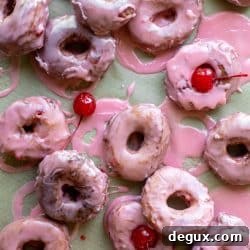Cherry Bourbon Glazed Donuts — Cherry-Filled Donuts with Bourbon Glaze 8 img 66087 7