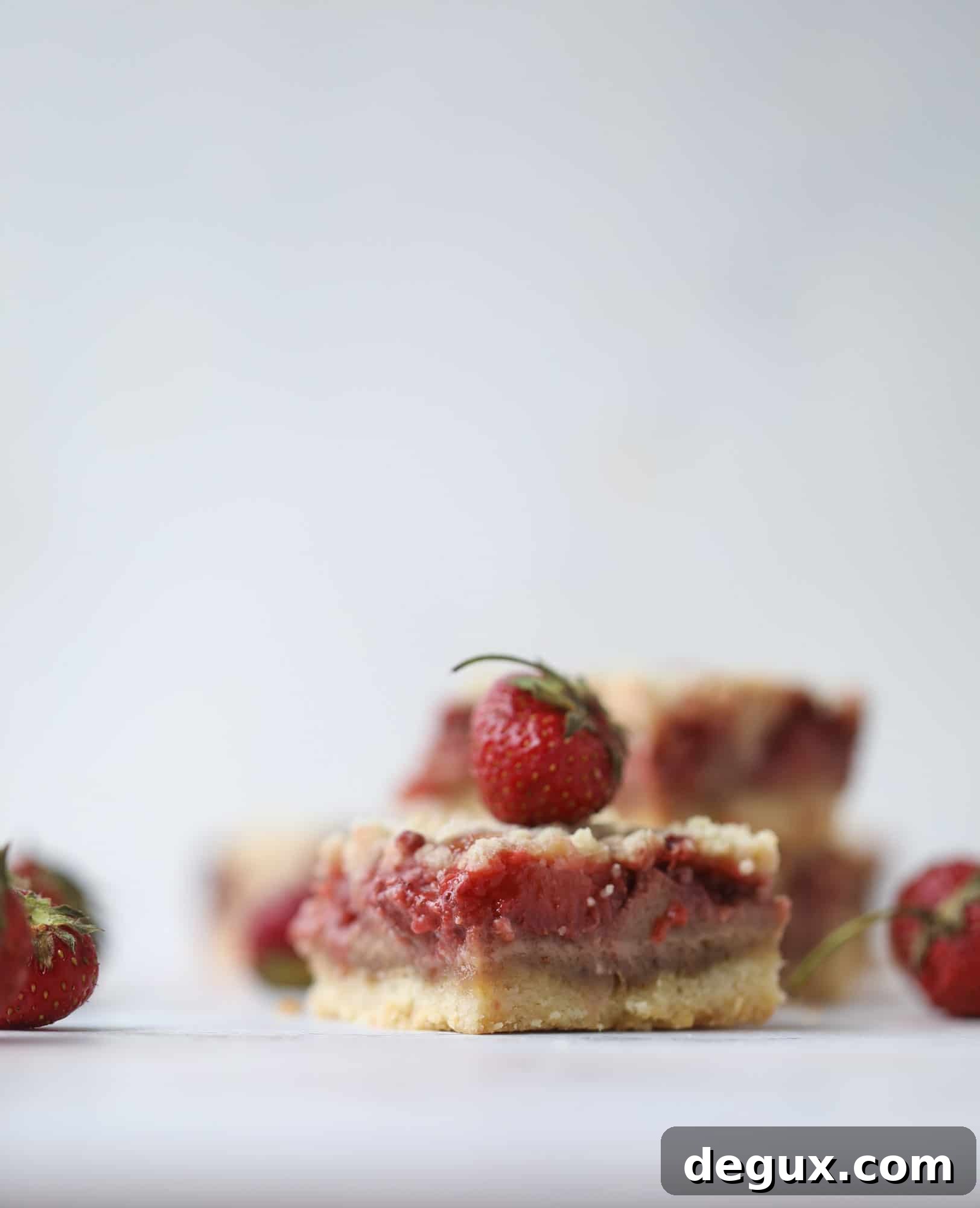 25 Patriotic 4th of July Recipes for Your Backyard BBQ 22 strawberry cobbler bars