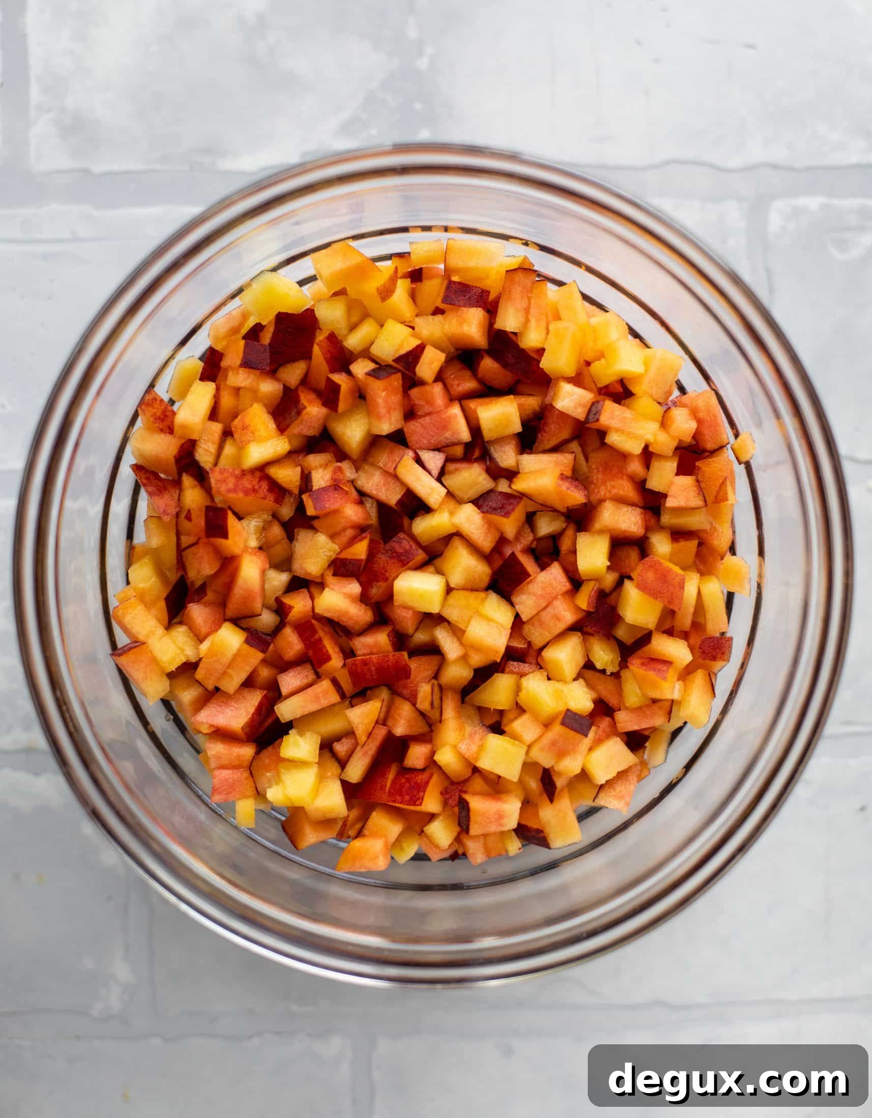 Grilled Cilantro-Lime Chicken with Fresh Peach Pico de Gallo 5 diced peaches