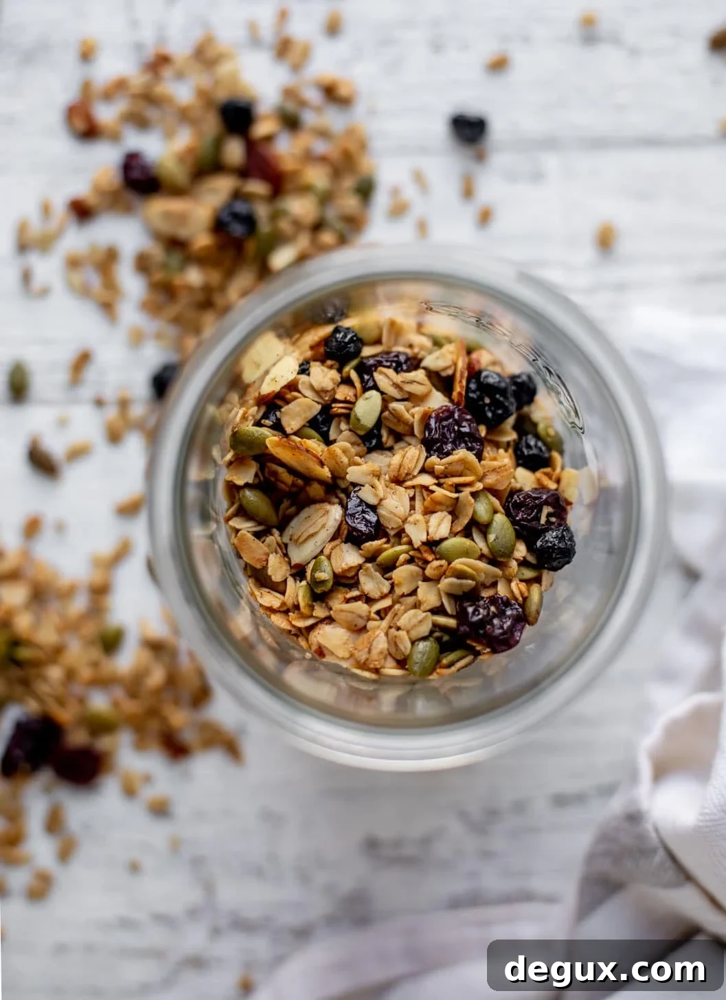 Salted Maple Granola Recipe for Crunchy Homemade Morning Oats 9 salted maple granola