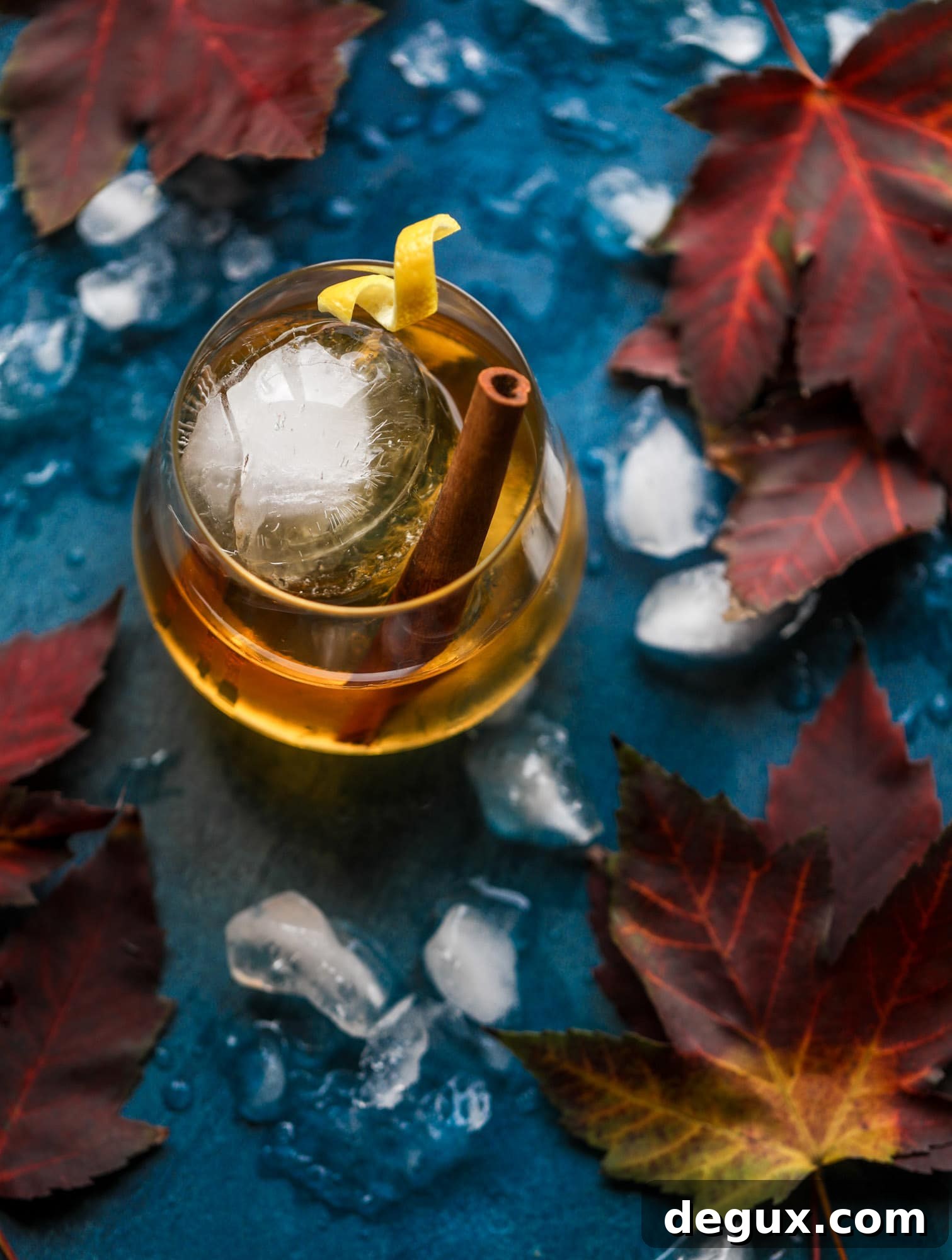 25 Favorite Fall Cocktails to Warm Up Your Evenings 14 smoked maple old fashioned and 25 of the best fall cocktails