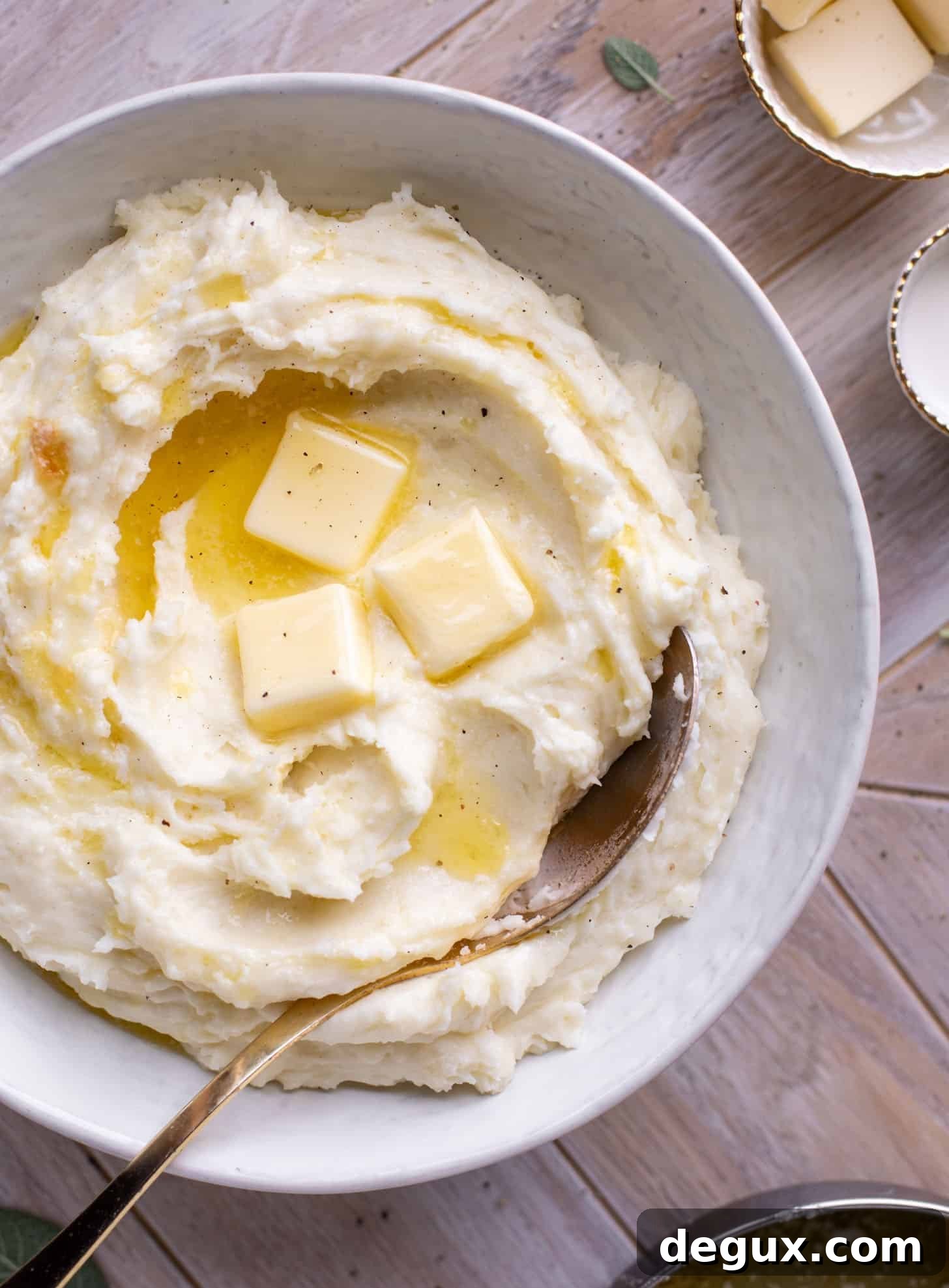 Sweet Eats’ Classic Creamy Mashed Potatoes Recipe 8 how sweet eats best mashed potatoes