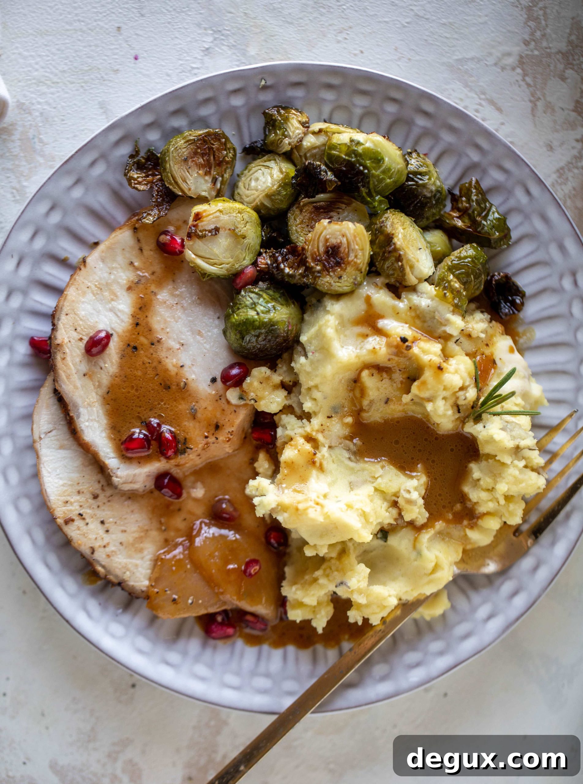 20 Thanksgiving Meals If You Don’t Want Turkey or Stuffing 3 20 Meals To Make On Thanksgiving If You Don't Want To Eat Turkey and Stuffing
