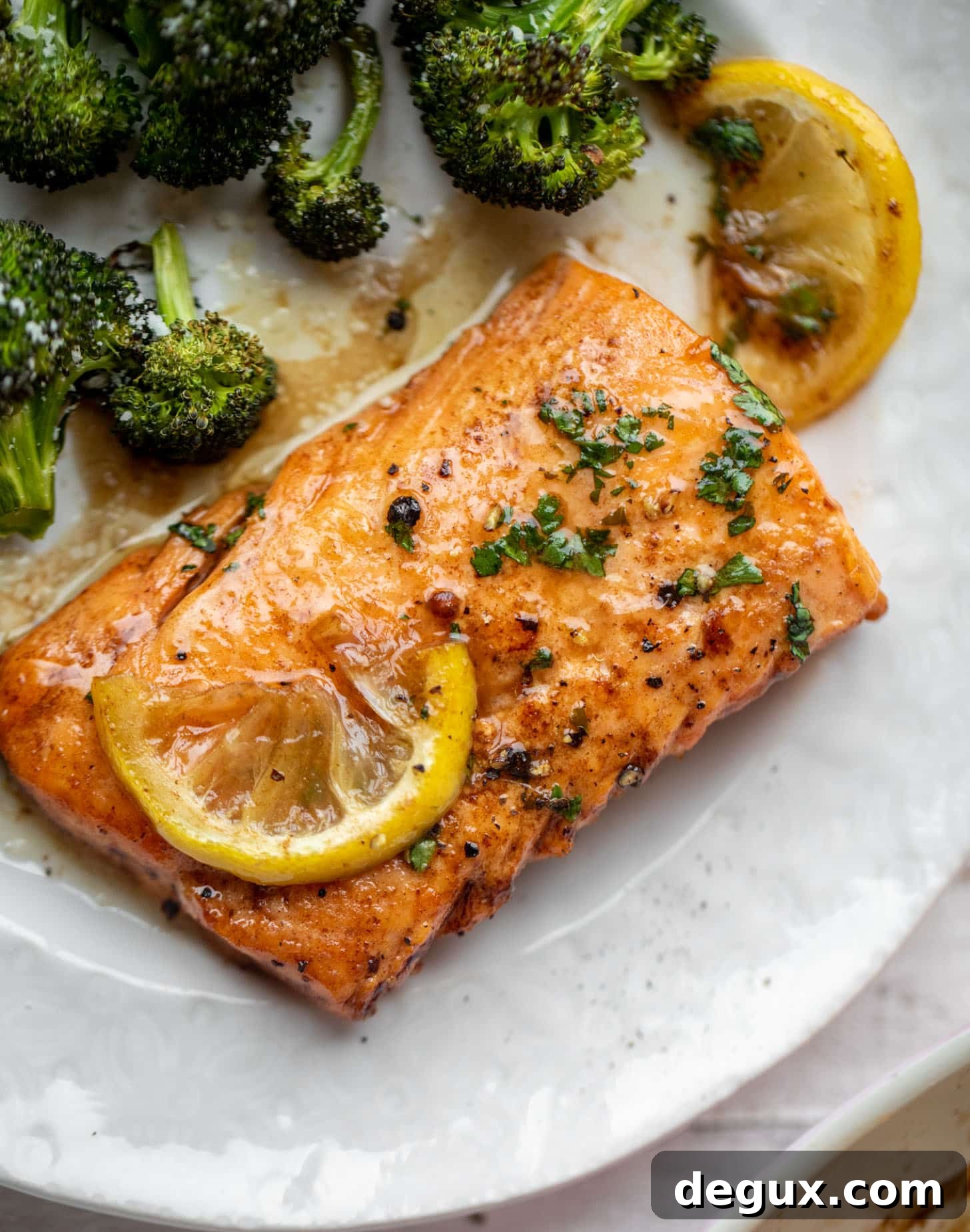 Lemon Brown Butter Salmon Recipe: Crisped Skin & Tangy Sauce 10 lemon brown butter salmon