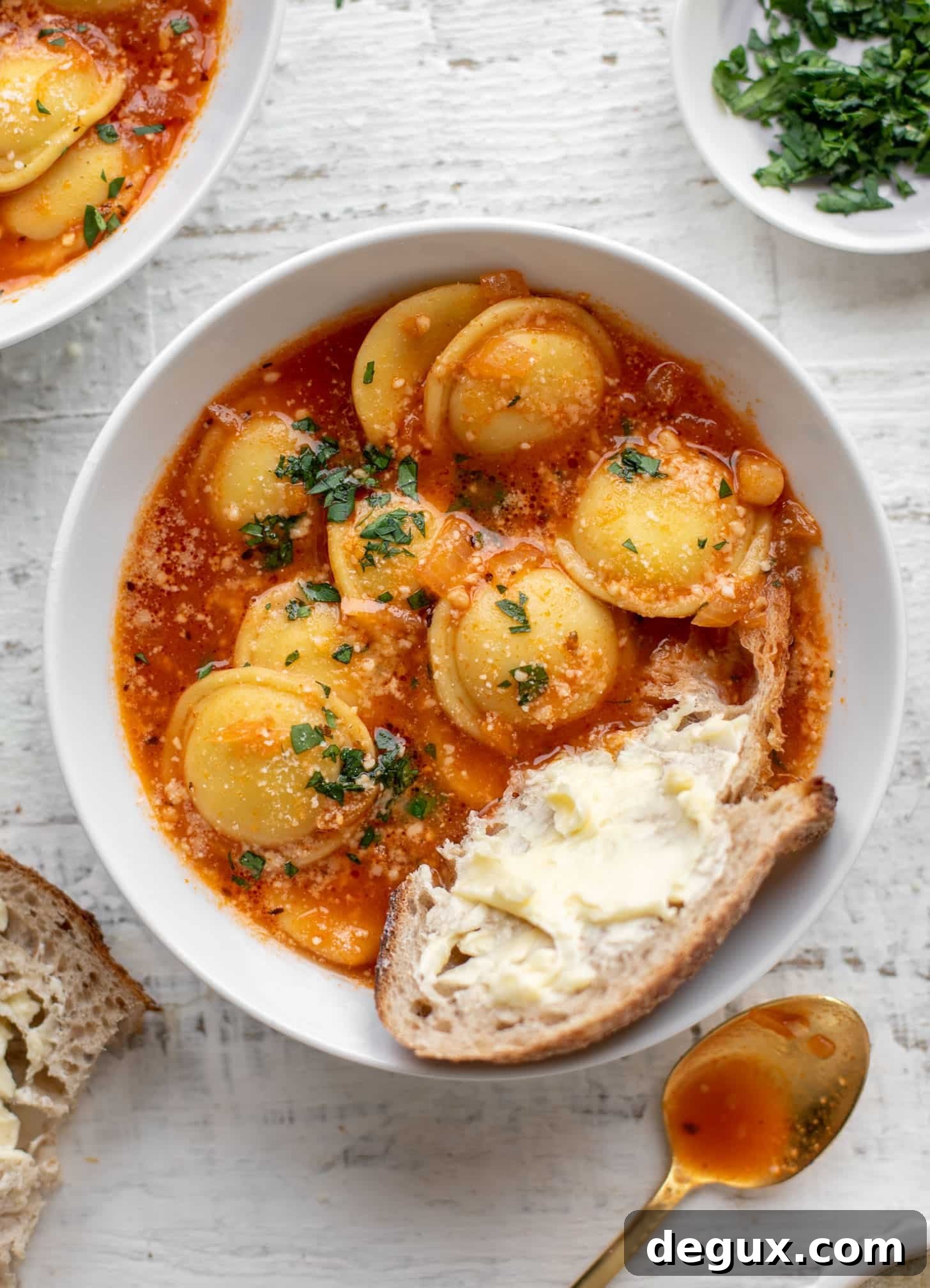 Weeknight Ravioli Soup with Spinach and Parmesan 6 quick and easy ravioli soup