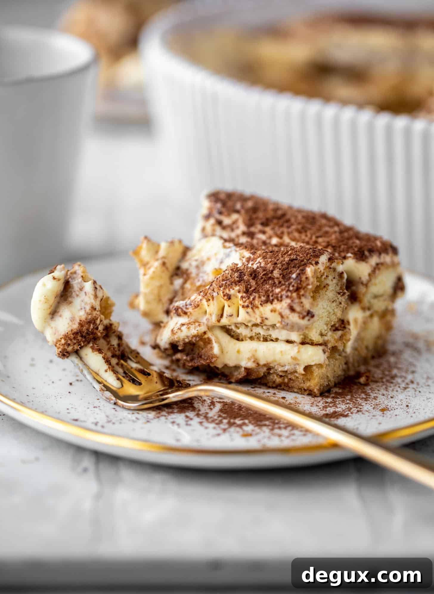 Bailey’s Irish Cream Tiramisu Recipe — Creamy Liqueur Dessert 11 img 71752 10