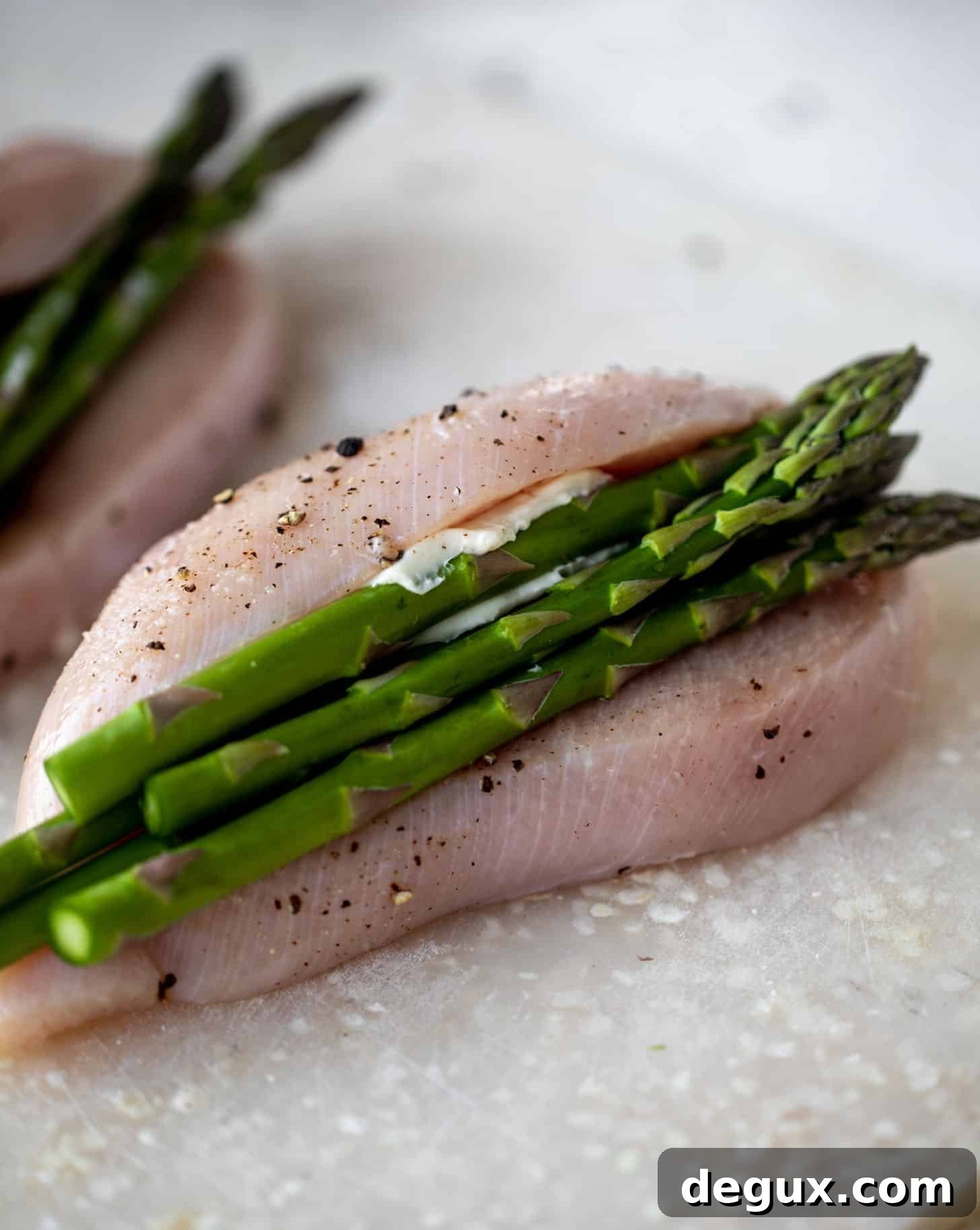 chicken breast stuffed with brie and asparagus