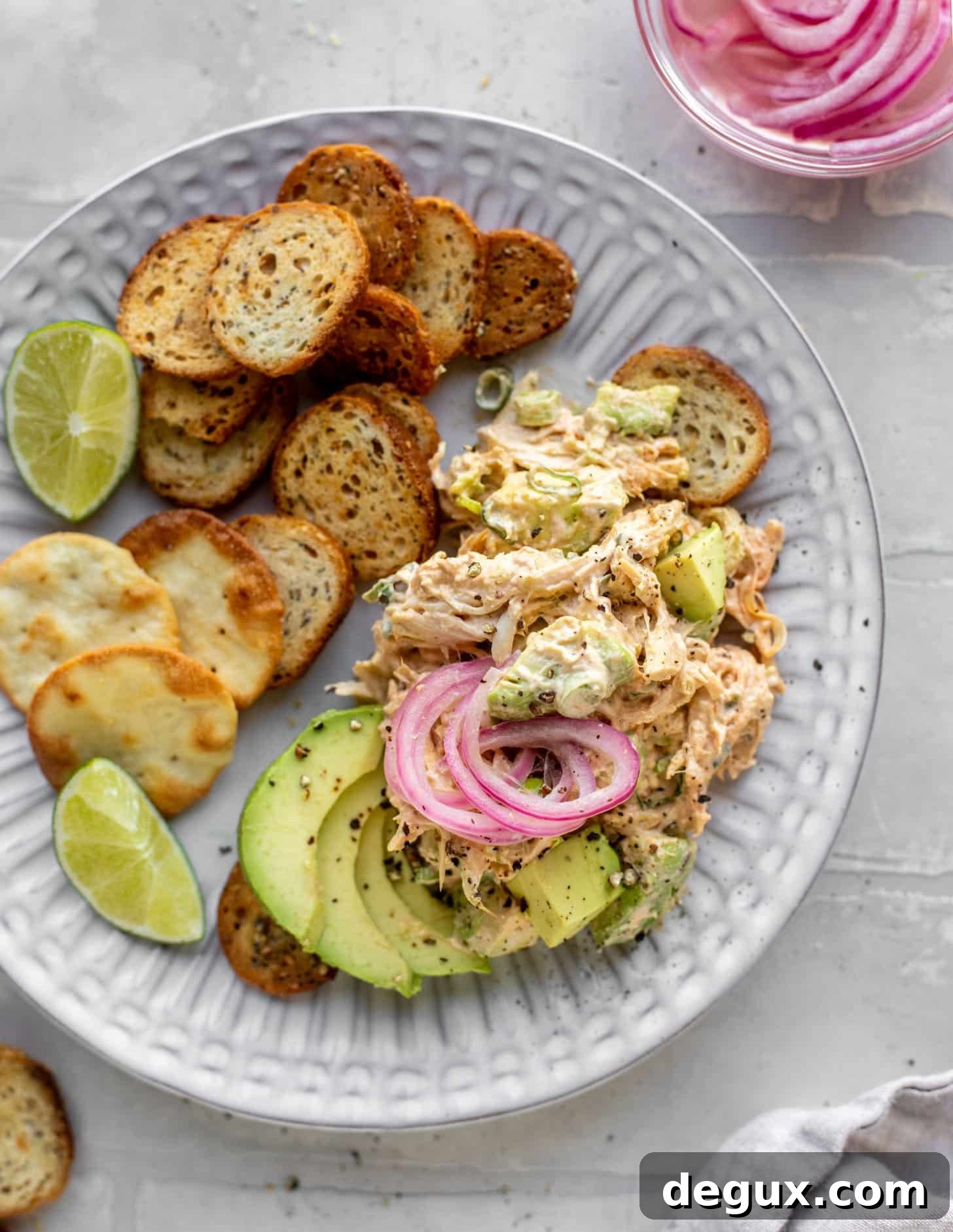 avocado chicken salad with crackers