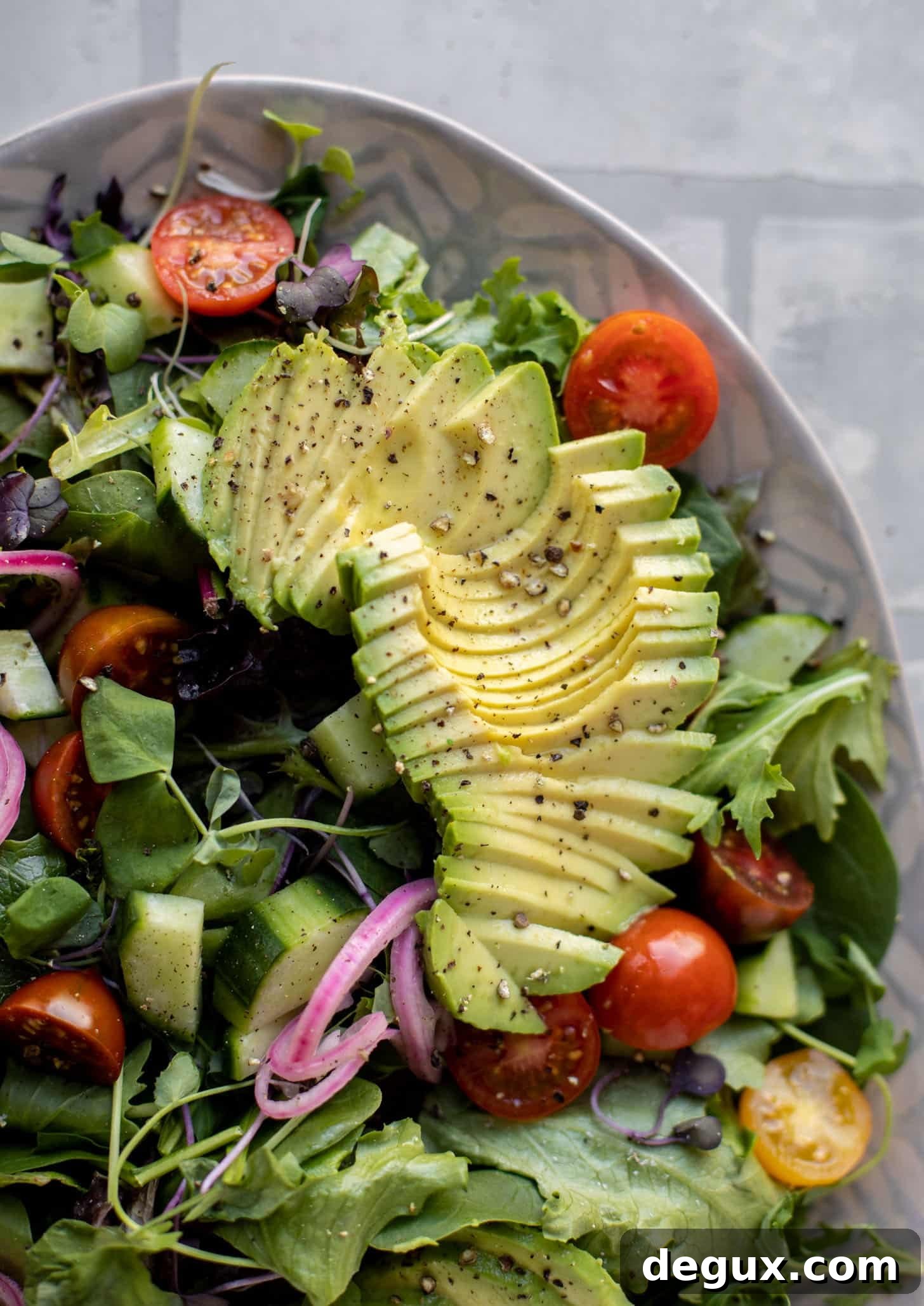 Weeknight Steak Salad with Blue Cheese Vinaigrette 5 salad with avocado