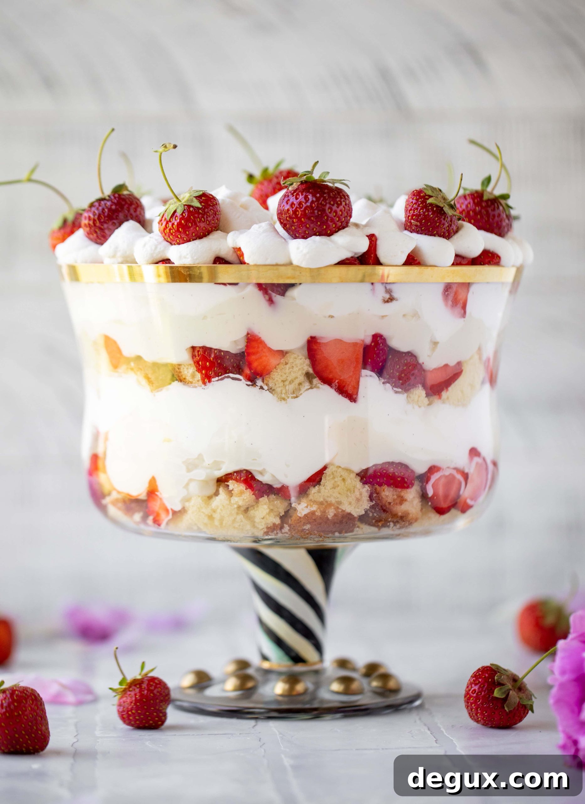 strawberry shortcake trifle