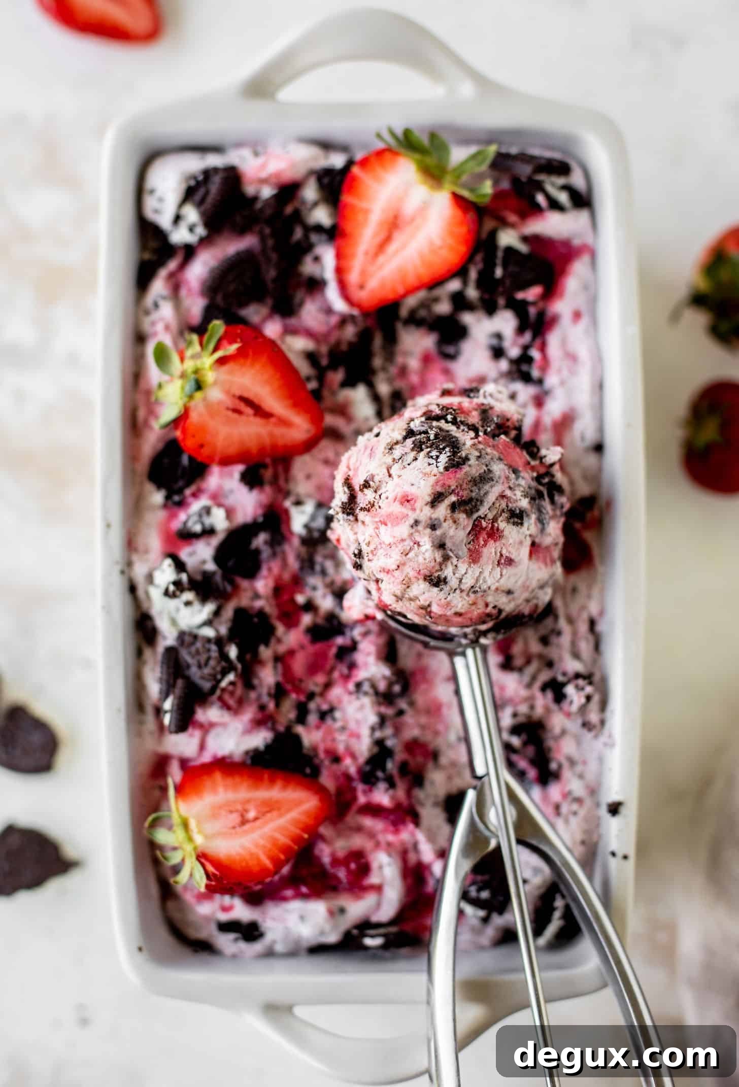 No-Churn Strawberry Oreo Ice Cream Recipe You’ll Love 8 no churn strawberry oreo ice cream