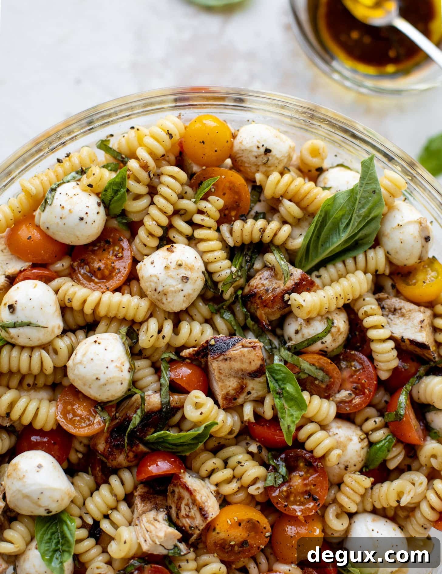 grilled chicken caprese pasta salad