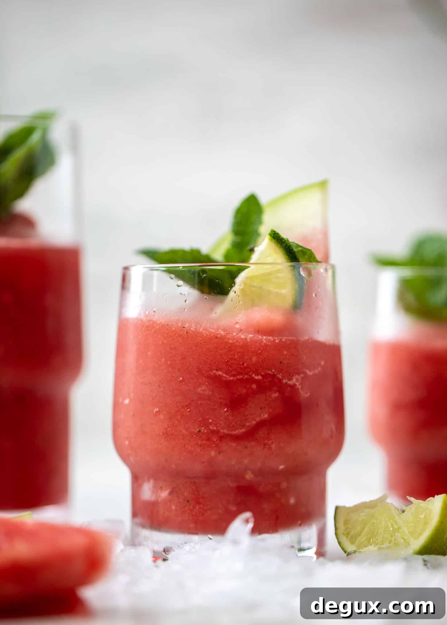 Frozen Watermelon Mojito Recipe: Refreshing Summer Cocktail 9 frozen watermelon mojitos