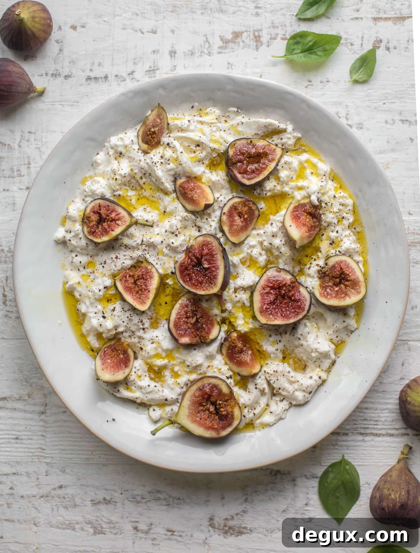 Fig and Burrata Caprese Salad with Balsamic Glaze 6 fresh figs with burrata and olive oil