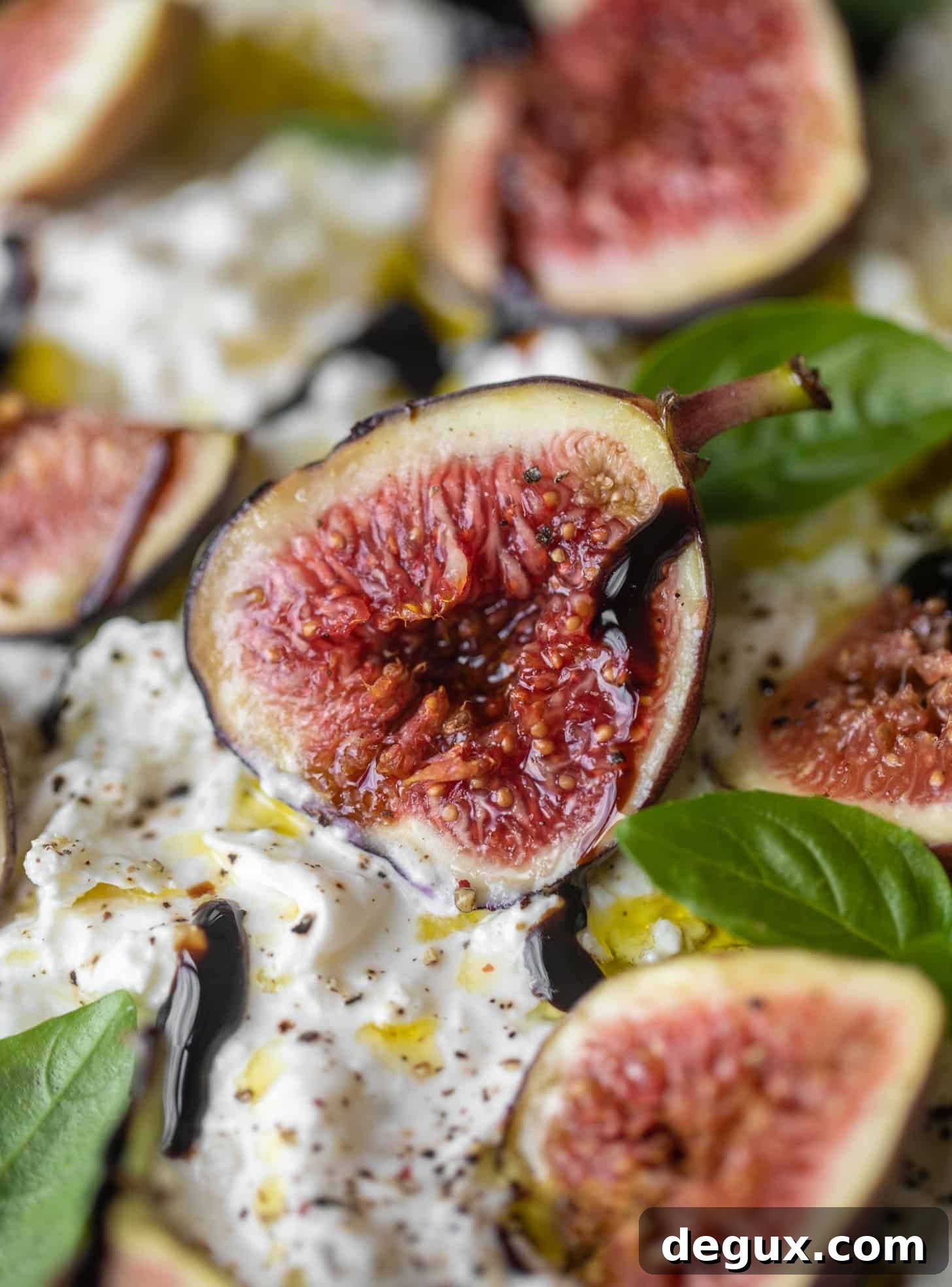 Fig and Burrata Caprese Salad with Balsamic Glaze 8 fig caprese salad