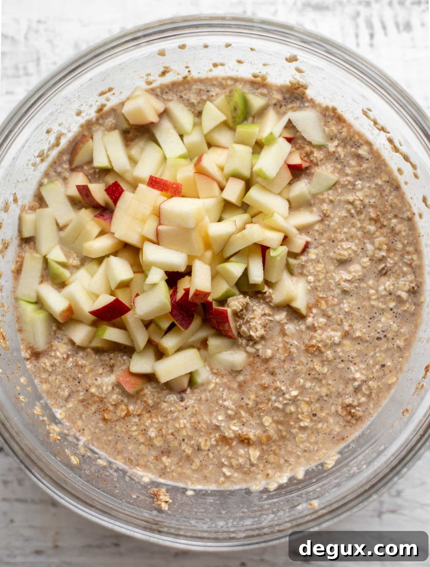 Apple-Cinnamon Baked Oatmeal Recipe for Cozy Mornings 4 prepping apple cinnamon baked oatmeal