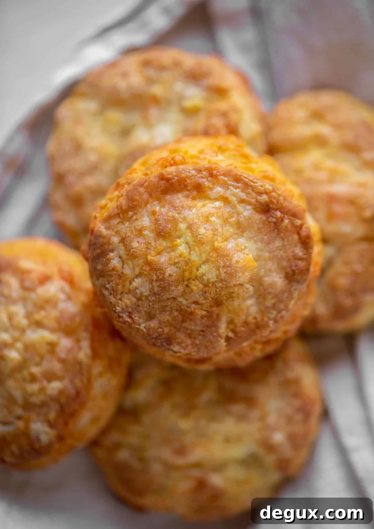 smoked cheddar sour cream biscuits