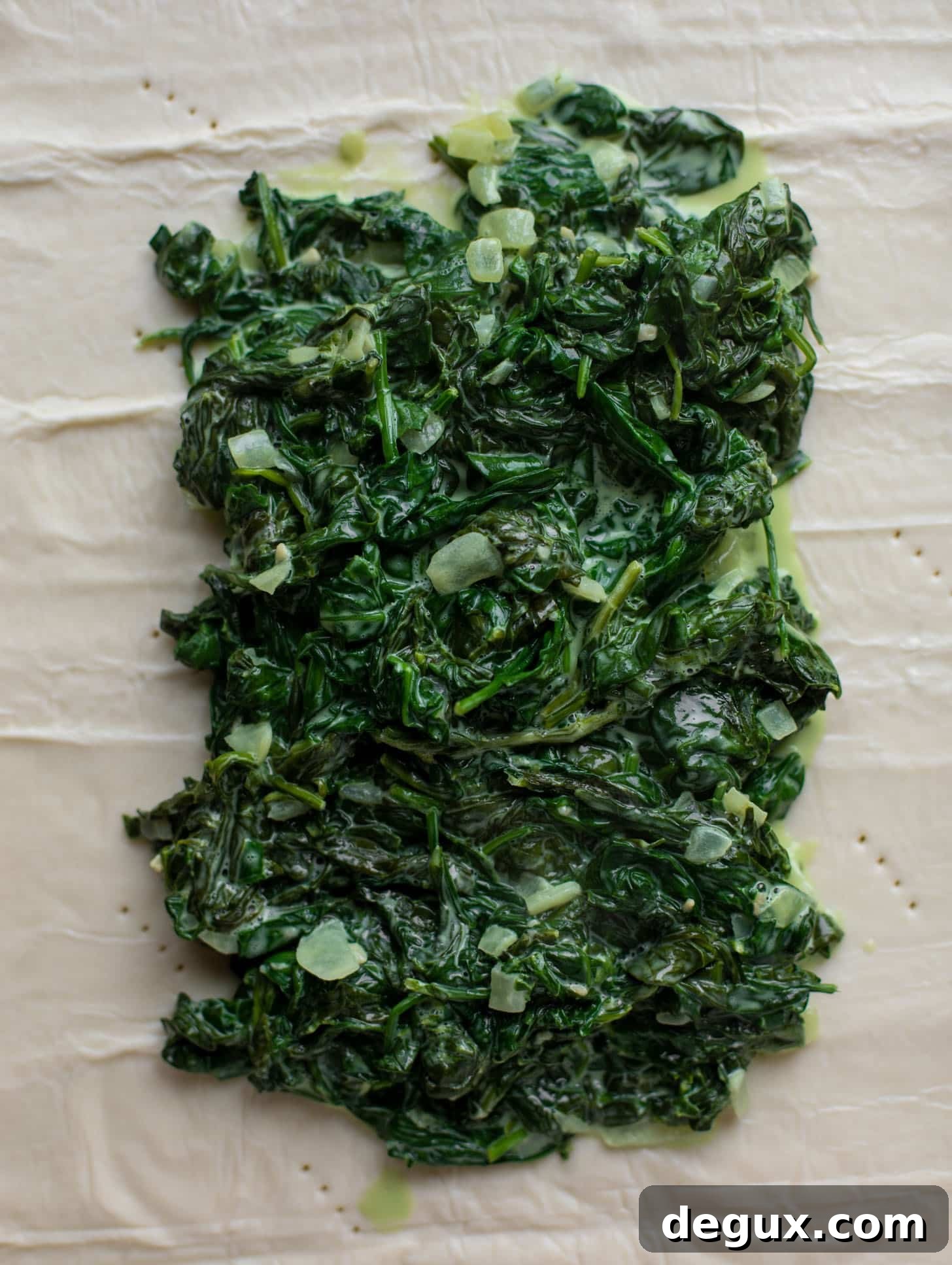 Puff Pastry Salmon en Croûte: Flaky Oven-Baked Salmon Recipe 4 creamed spinach on puff pastry